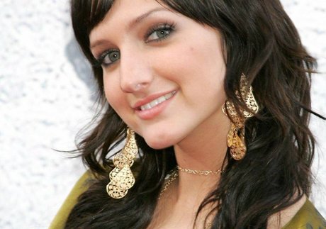 Ashlee Nicole Simpson exclusive model pic