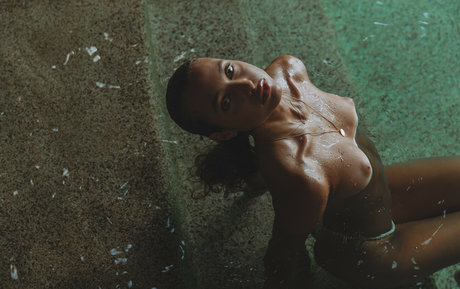 petite girls onlyfans erotic image