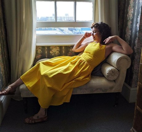 Frankie Ward pornstar top picture