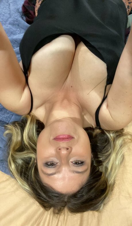 Marissa Leches star pornographic photos