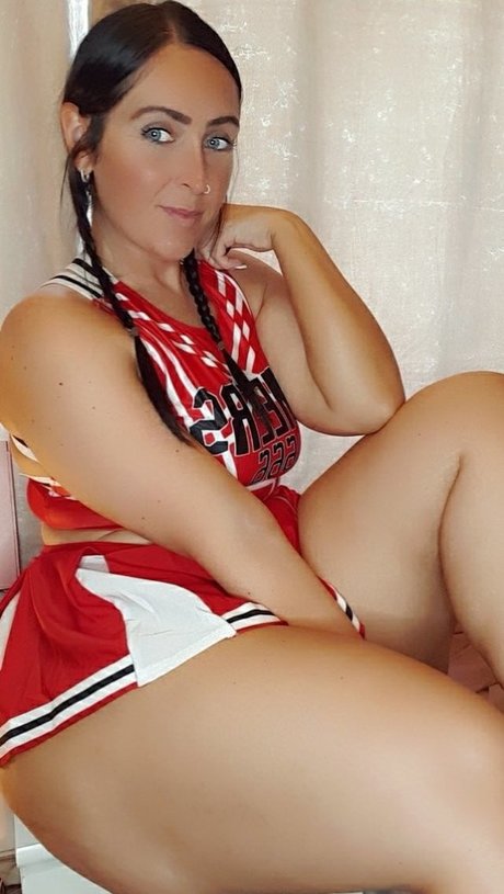 Thicc curvy princess erotic pornstar img