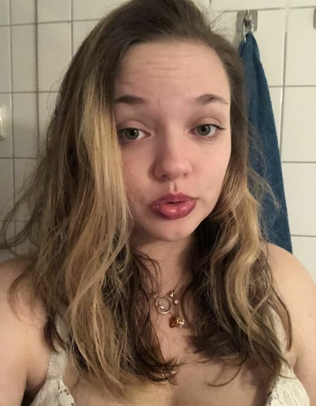 Cheyenne1607 erotic star pic