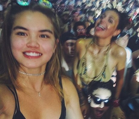 Amber Dawn Frank top pornstar photos