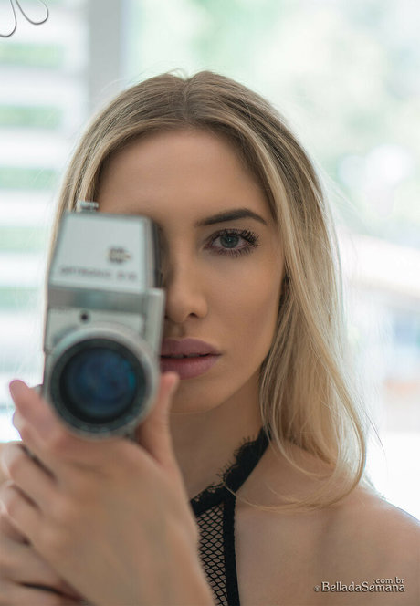 Phyona Macy pretty actress img