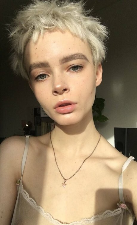 Milkie Way model sex gallery