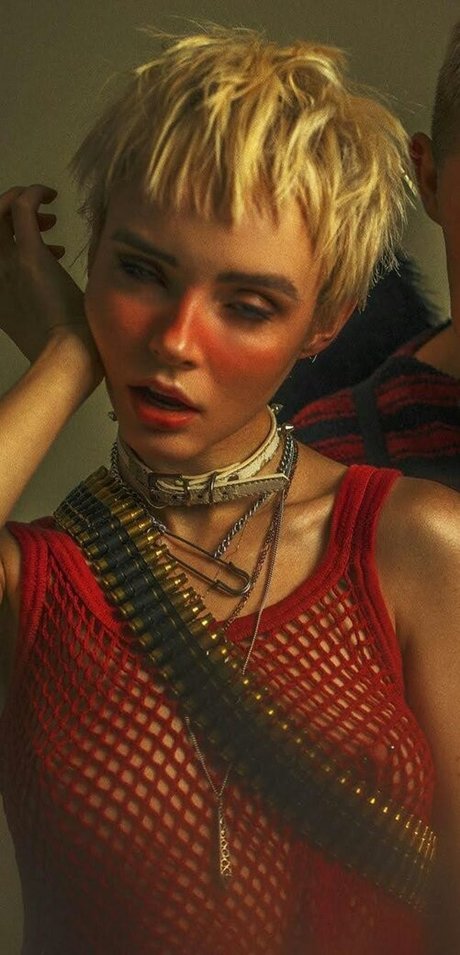 Milkie Way beautiful pornstar archive