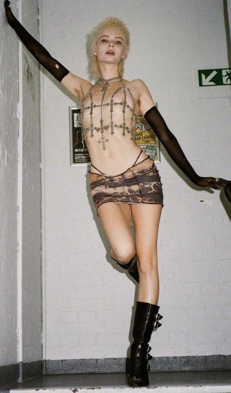 Milkie Way model high quality pics