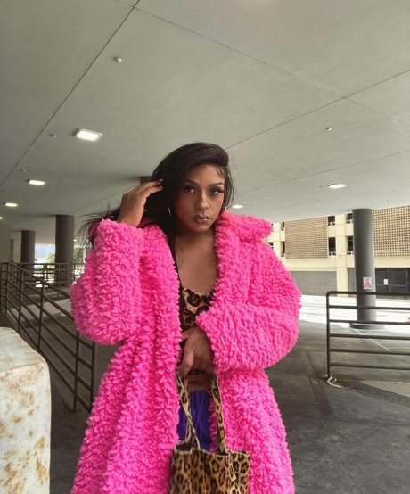 Bianca Brown perfect star img