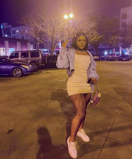 Bianca Brown adult star image