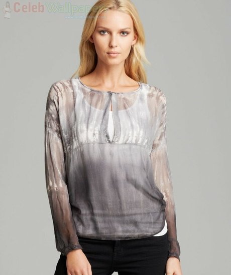 Adriana Cernanova sexy actress pics