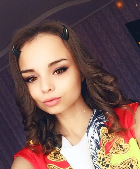 Misss Vikka star exclusive pic