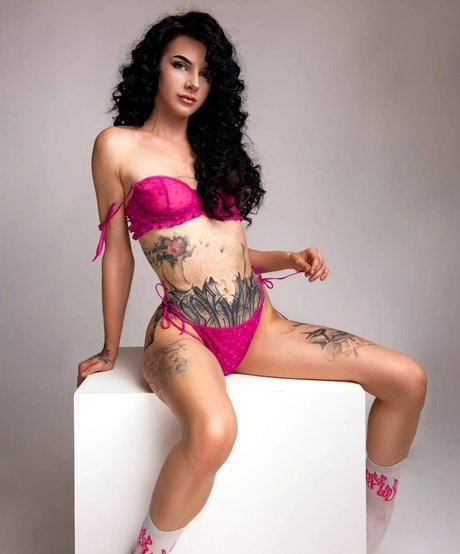 GothBaby x star hd galleries