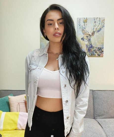 Sara Gazioglu pornstar hot pic