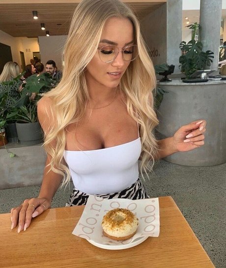 Lauren Wheatley top star pictures