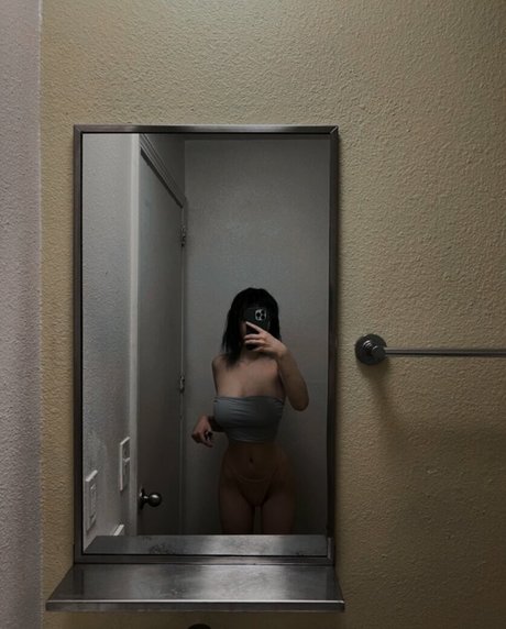 Wendyswhore17 art model pictures