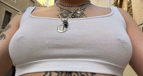 european onlyfans pornos image