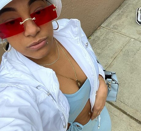 shemale outdoor onlyfans beautiful naked images