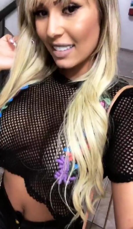 Isabella Pinheiro beautiful model img