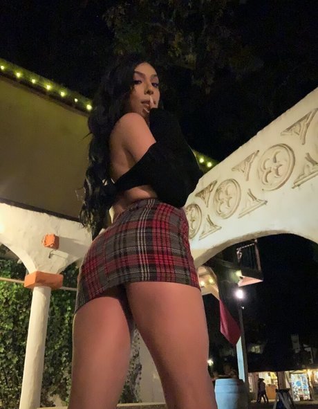 MilliQuinzel model xxx pictures