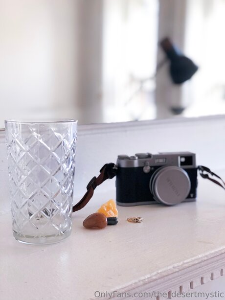 mirror selfie onlyfans free naked photo