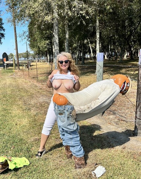 Ginger Hughes69 free pornstar archive