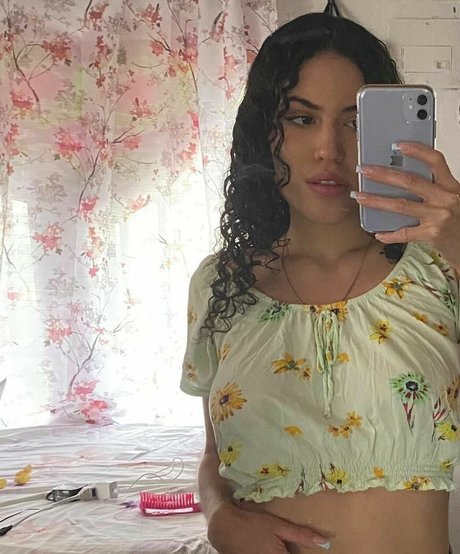 curlyjessica erotic star picture