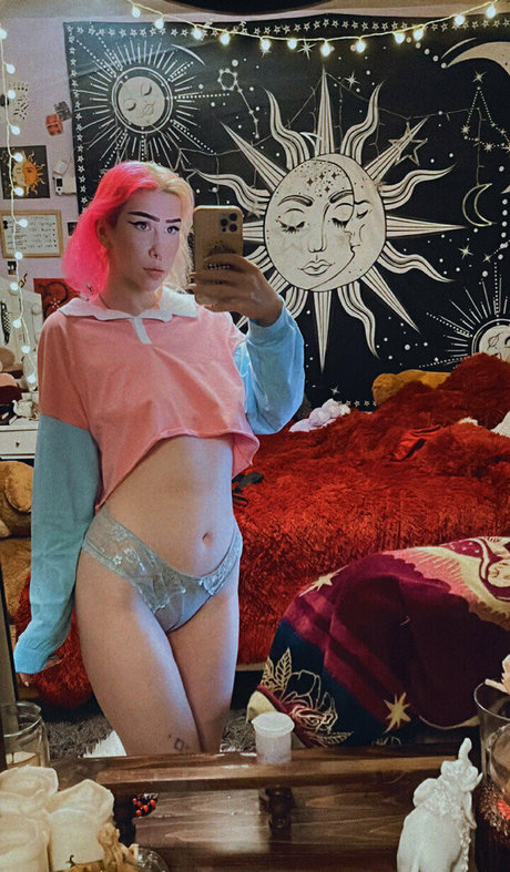 british blonde onlyfans beautiful nude pictures