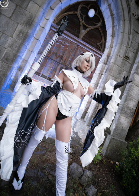 Christine Usi sexy star galleries