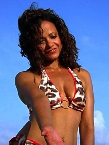 Judy Reyes high quality model images