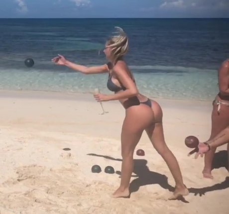 Daniela Lucas nice actress photo