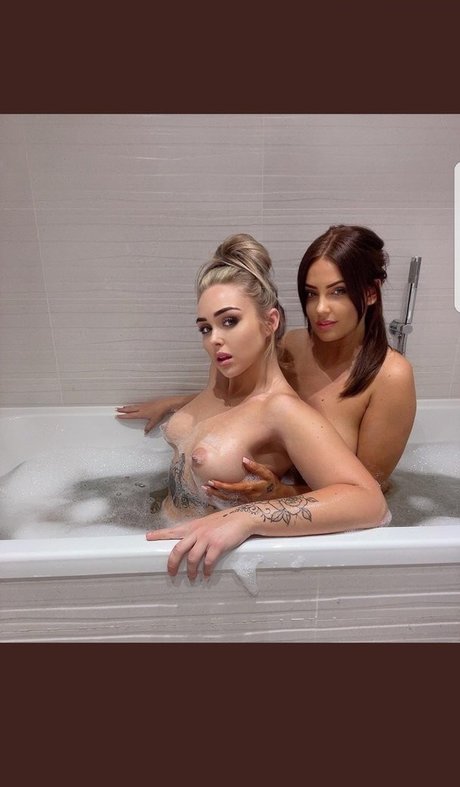 Bella Brady art actress pic