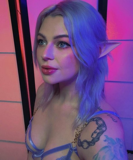 Waifunextdoor beautiful model galleries