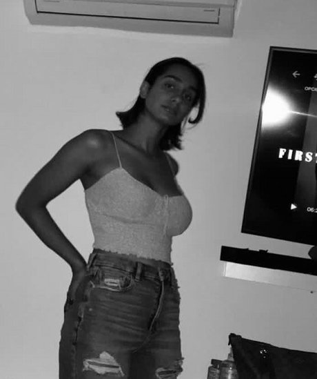 Santaread best model pictures