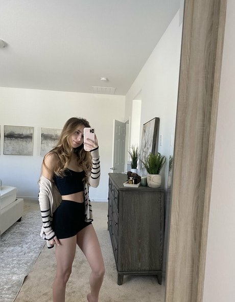 thick trans onlyfans sexy naked pics