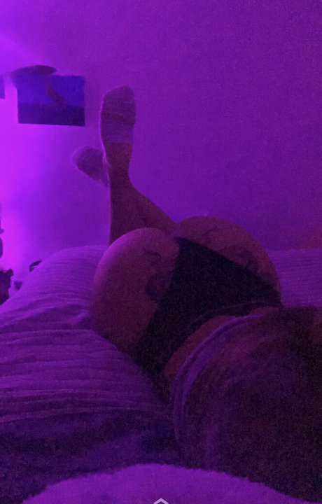 blonde muscle onlyfans exclusive images