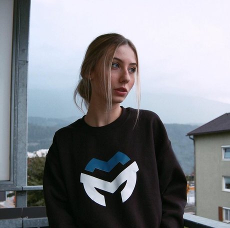 veylaneey best pornstar galleries