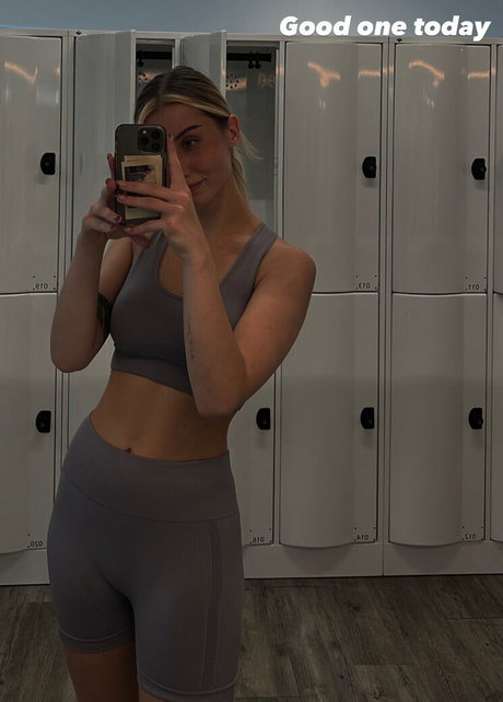 veylaneey star xxx photo