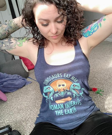 LadyDevann pornstar sexy photos