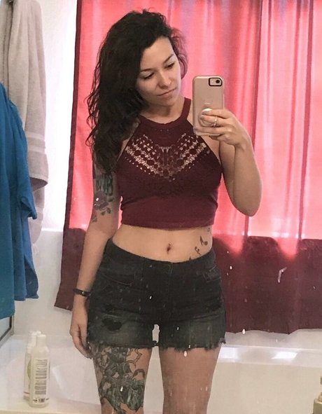 LadyDevann pornstar sexy pictures