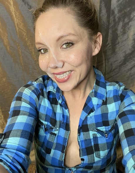 amateur swinger onlyfans naked archive