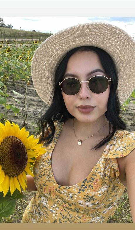 Alejandramariaxo perfect model pic