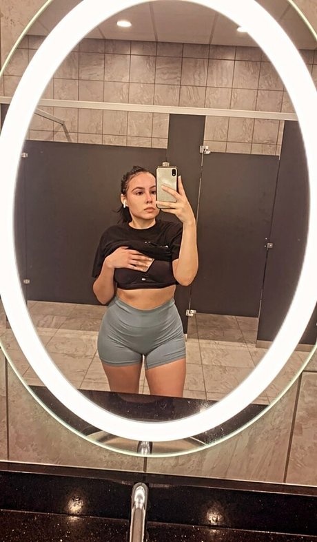 Alejandramariaxo model best photos