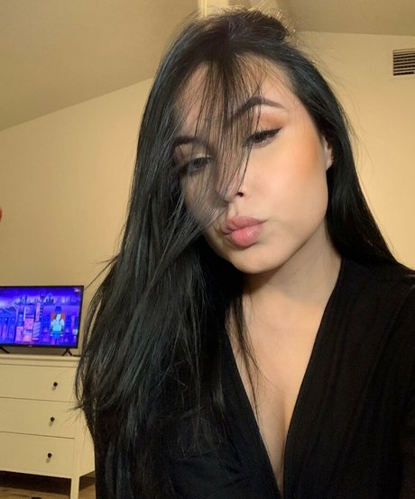 Alejandramariaxo star free pictures