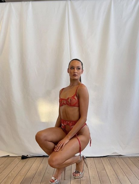 New Zealand exclusive actress pic