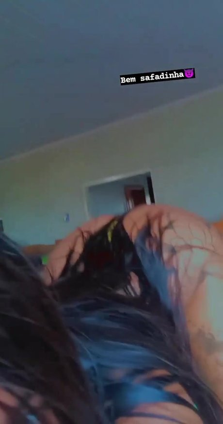 Vanessa Flor model image