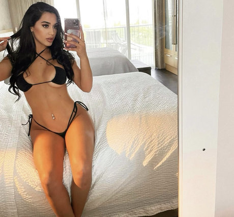 ulovemel adult actress img