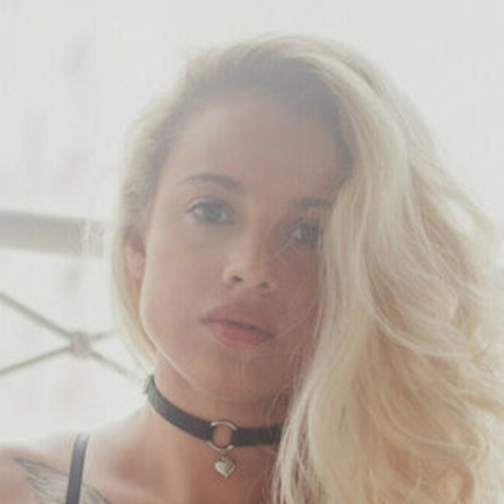 Karoline Weide pornstar nudes image