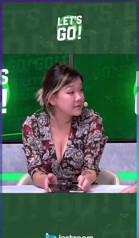 trans asian onlyfans porno img