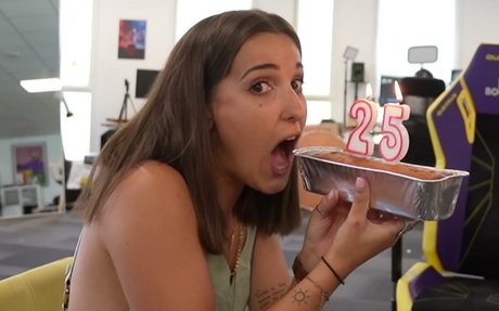 Apollinegrmz pornstar perfect galleries