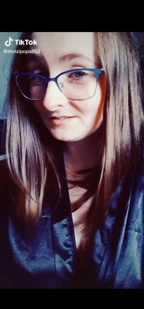 Molzipops662 pornstar free photos